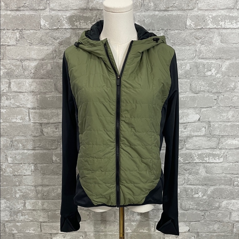 CORE 10 Olive Insulated Light Weight Outdoor Running Active Jacket